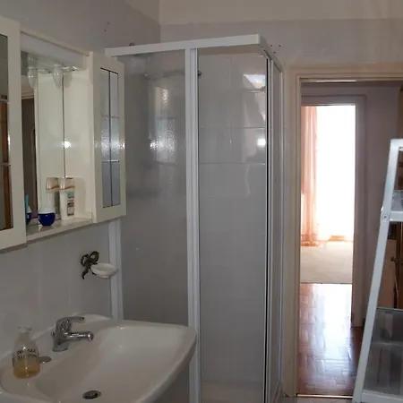 Sea View Apartment, 3 Bedrooms, Large Living * 피옴비노